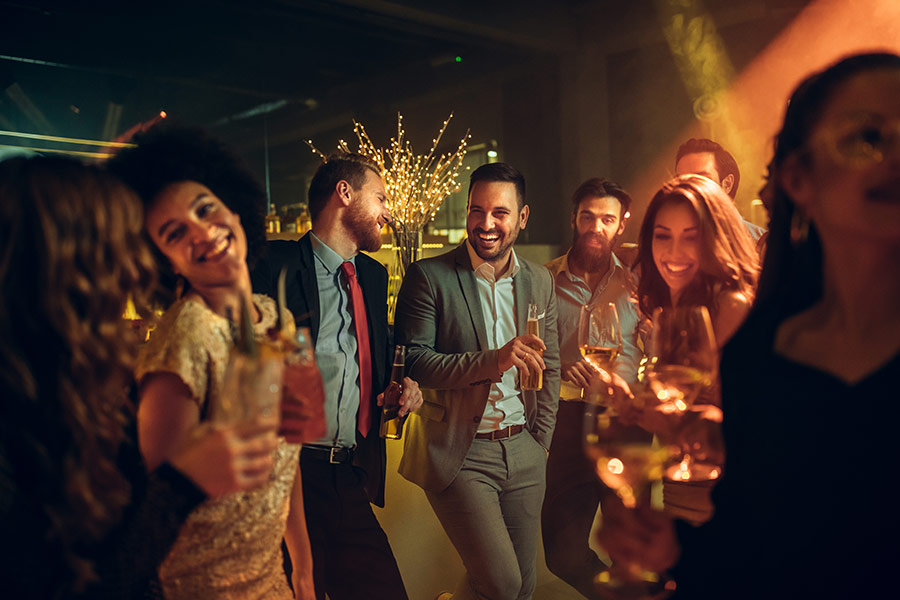 Cocktail Party Effect: The Psychology and Science of the Phenomenon